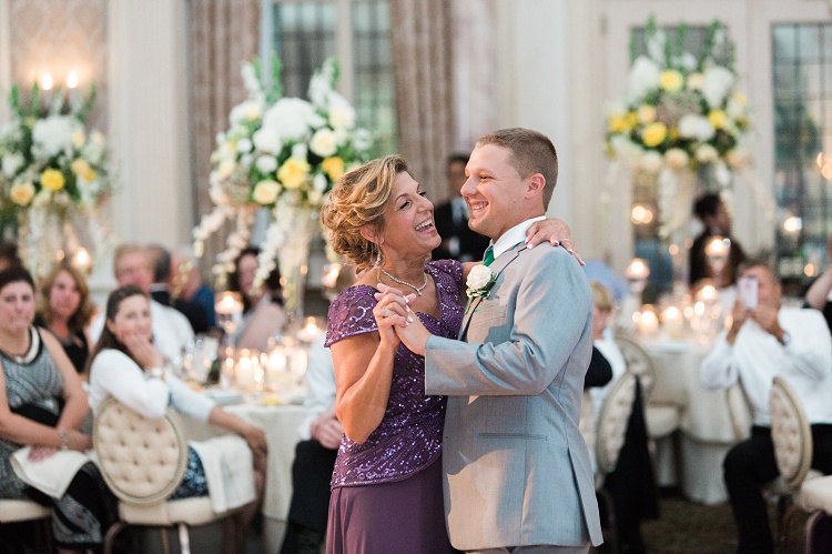 pleasantdale_chateau_new_jersey_romantic_timeless_wedding_photographs