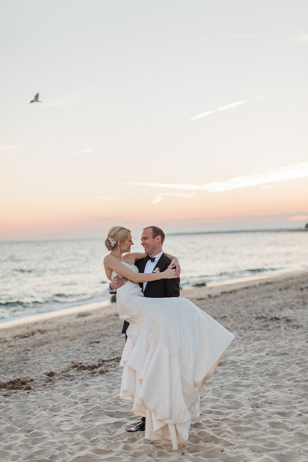 Eolia_Mansion_Harkness_Park_CT_NY_Wedding_Photographer_Beach_Wedding_Vicki+Erik
